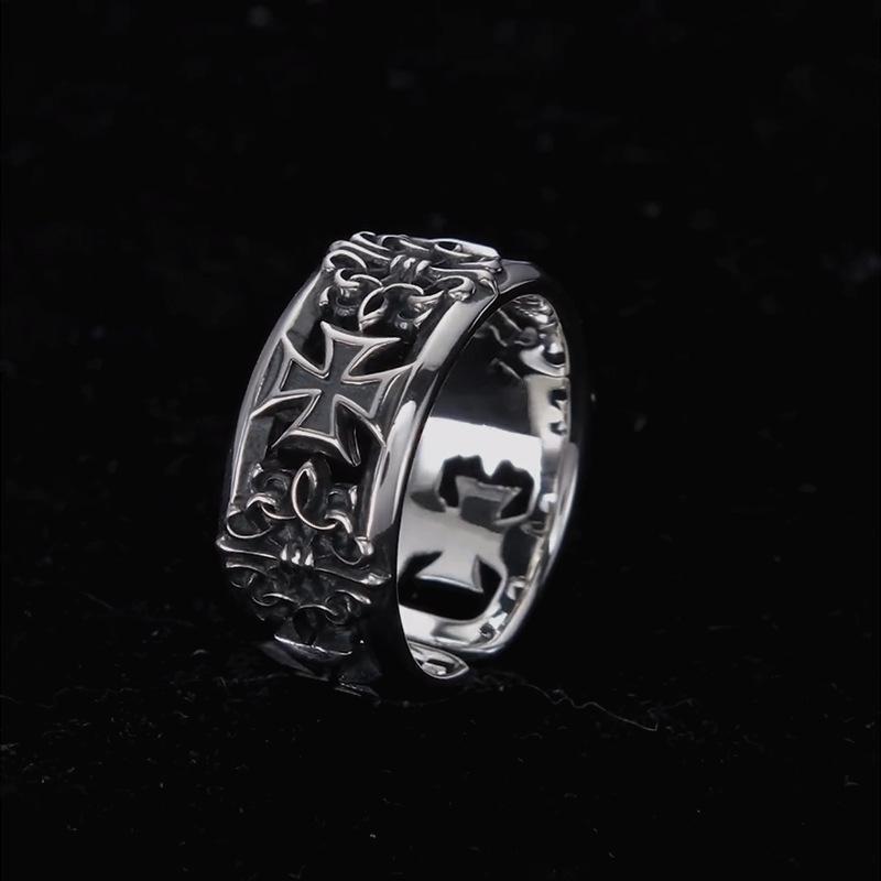 حلقة افتتاح متخصصة جديدة على ط - مراجعة Chrome Hearts Ring وسعره