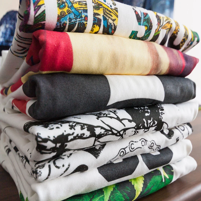 تي شيرت كلاسيكي ، مطبوع حسب ال - مراجعة Streetwear Brand T Shirt وسعره