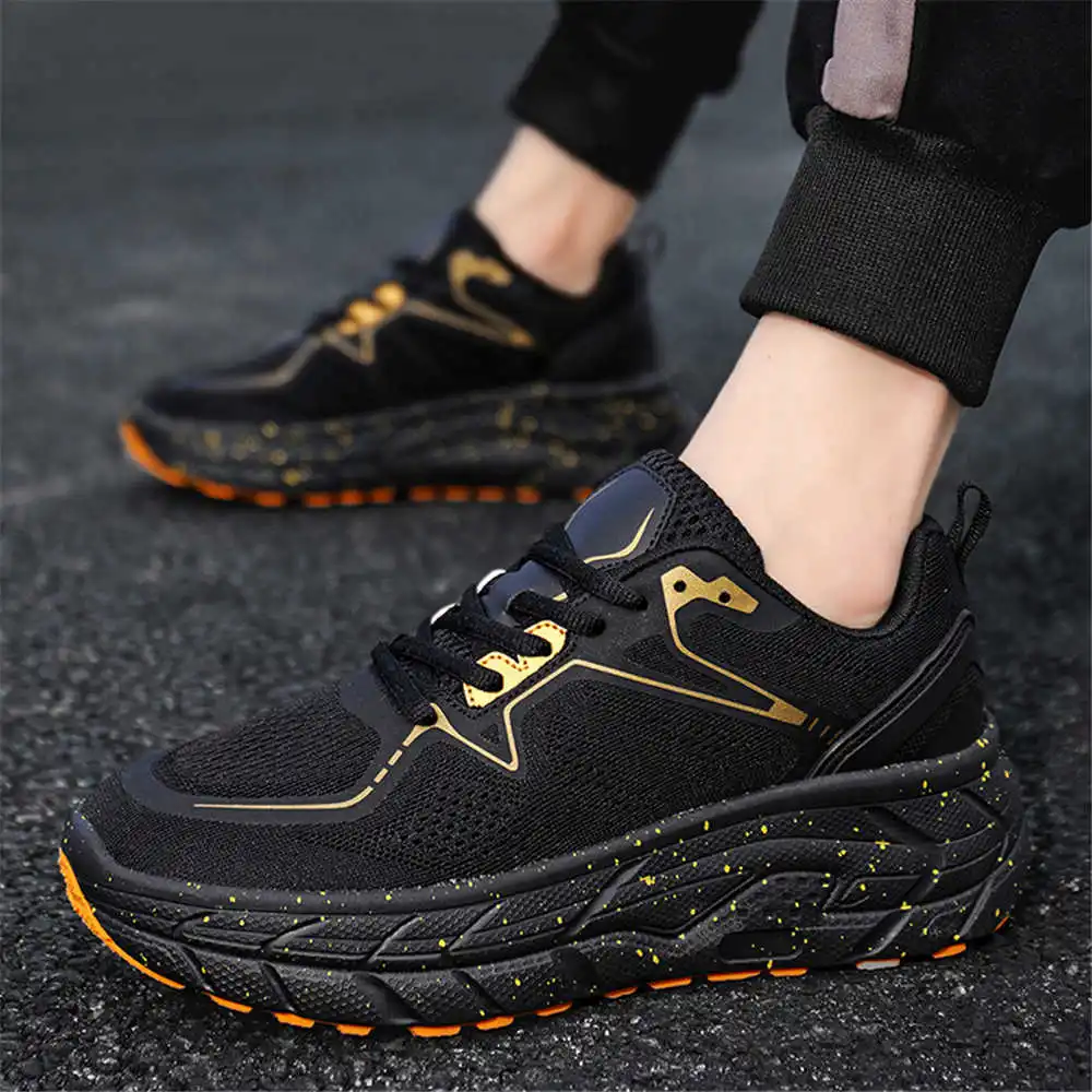 أحذية لا تنزلق مقاس 37 مقاس 44 - مراجعة Streetwear Brand Name وسعره
