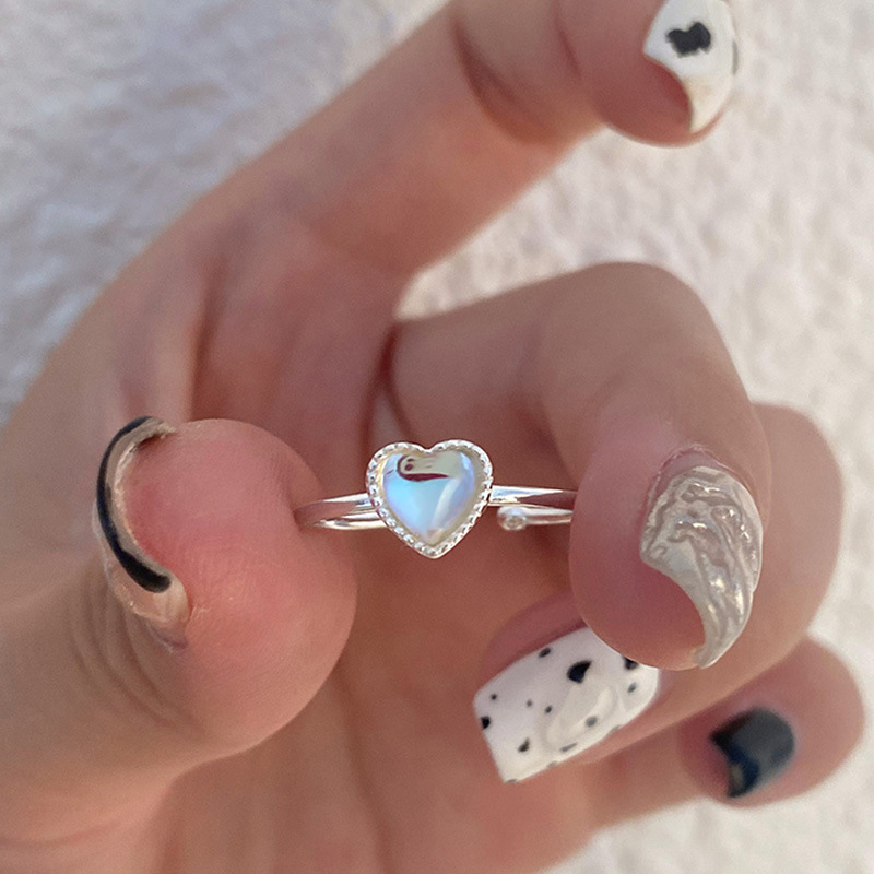 خواتم من الفضة الإسترلينية عيا - مراجعة Chrome Hearts Ring وسعره