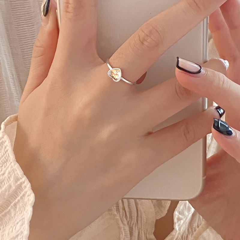 خواتم من الفضة الإسترلينية عيا - مراجعة Chrome Hearts Ring وسعره