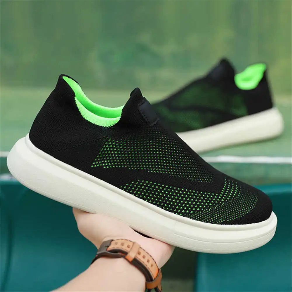 جوارب رياضية للنساء ، أحذية بن - مراجعة Streetwear Brand Name وسعره