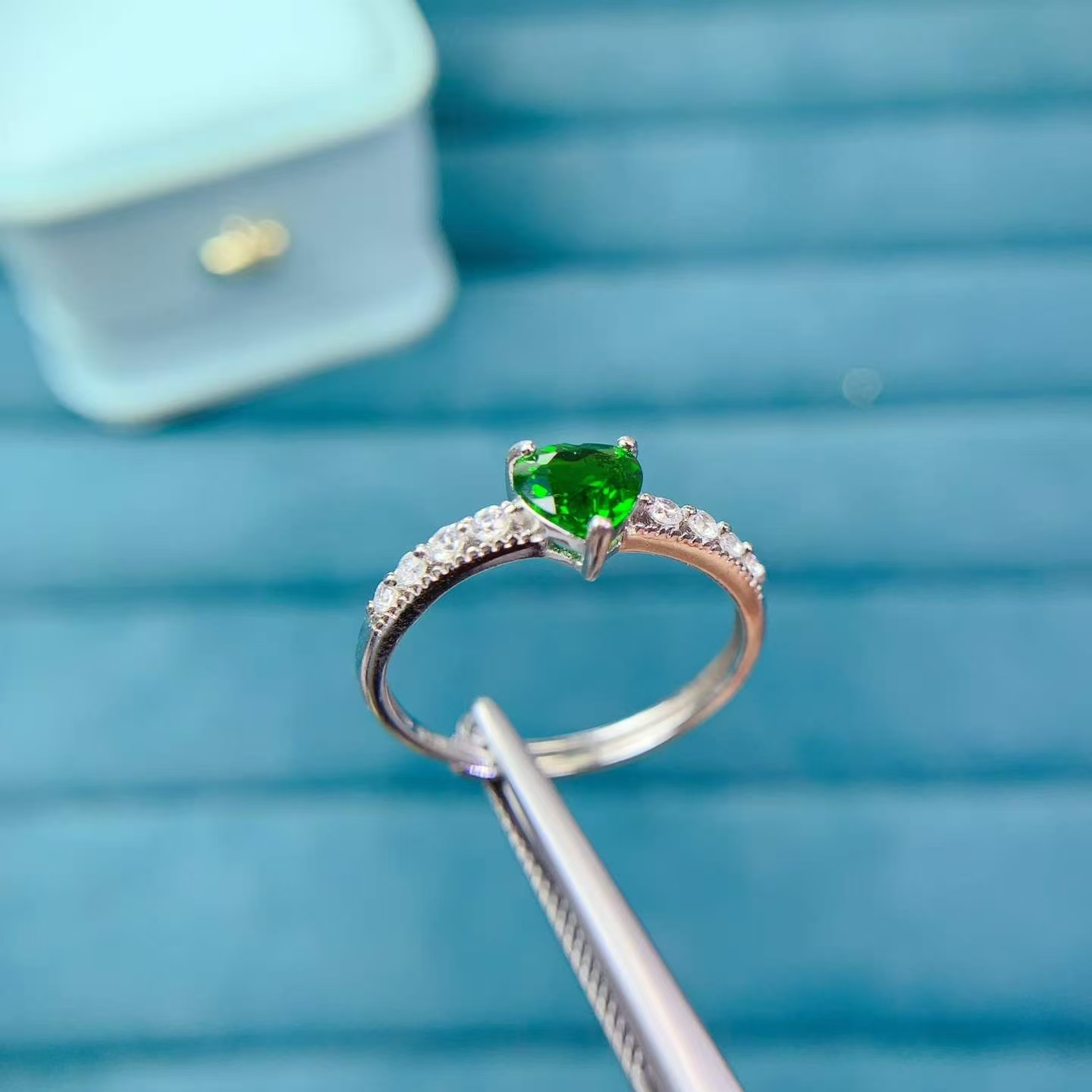 خاتم من الفضة النقية عيار 925  - مراجعة Chrome Hearts Ring وسعره
